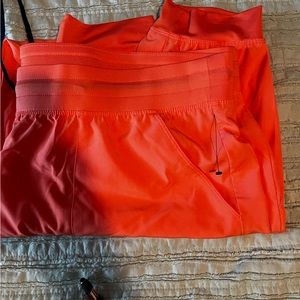 Size 3X coral Maevn scrub pants